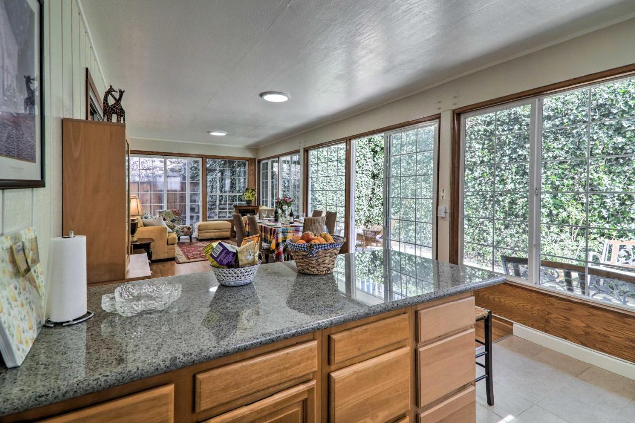 Peaceful Oakland Oasis With Private Yard! Apartment Bagian luar foto